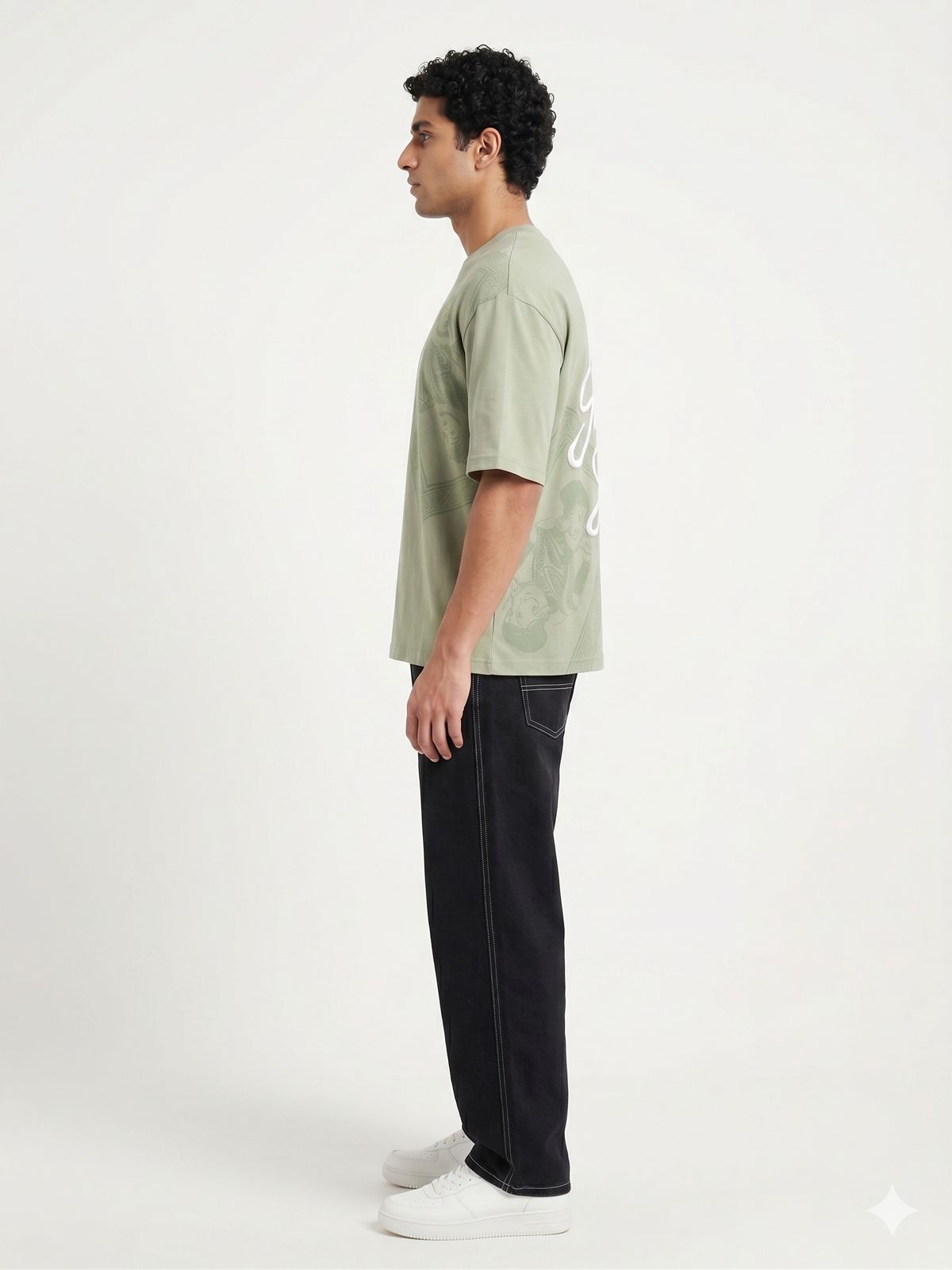 fatal love Oversized T-shirt Male