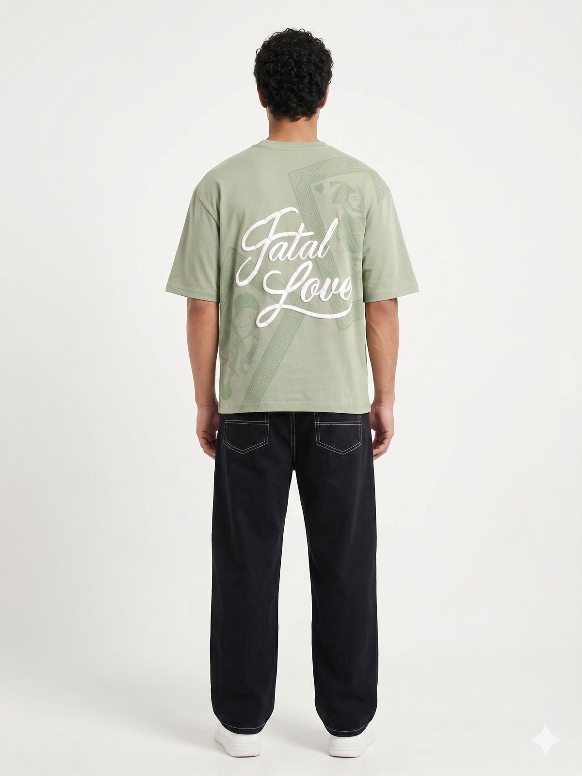 fatal love Oversized T-shirt Male